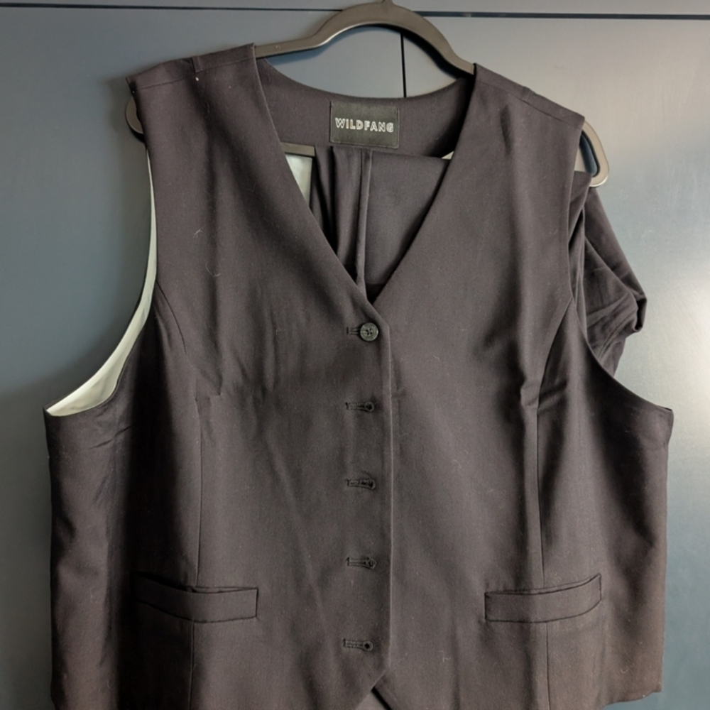 Wildfang Black Button-Up Vest